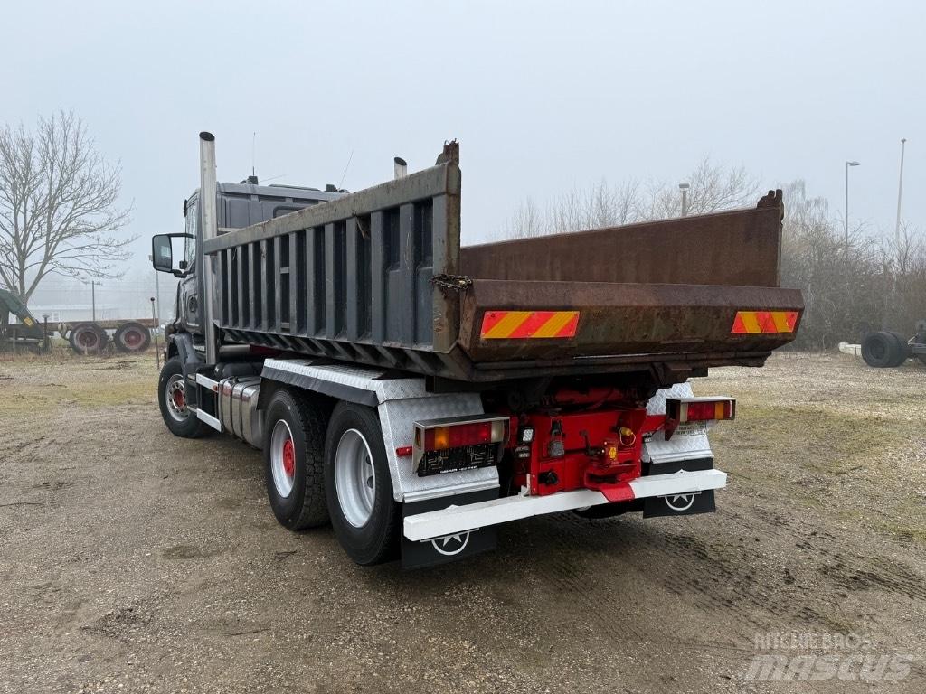 Scania T 144-530 Camiões basculantes