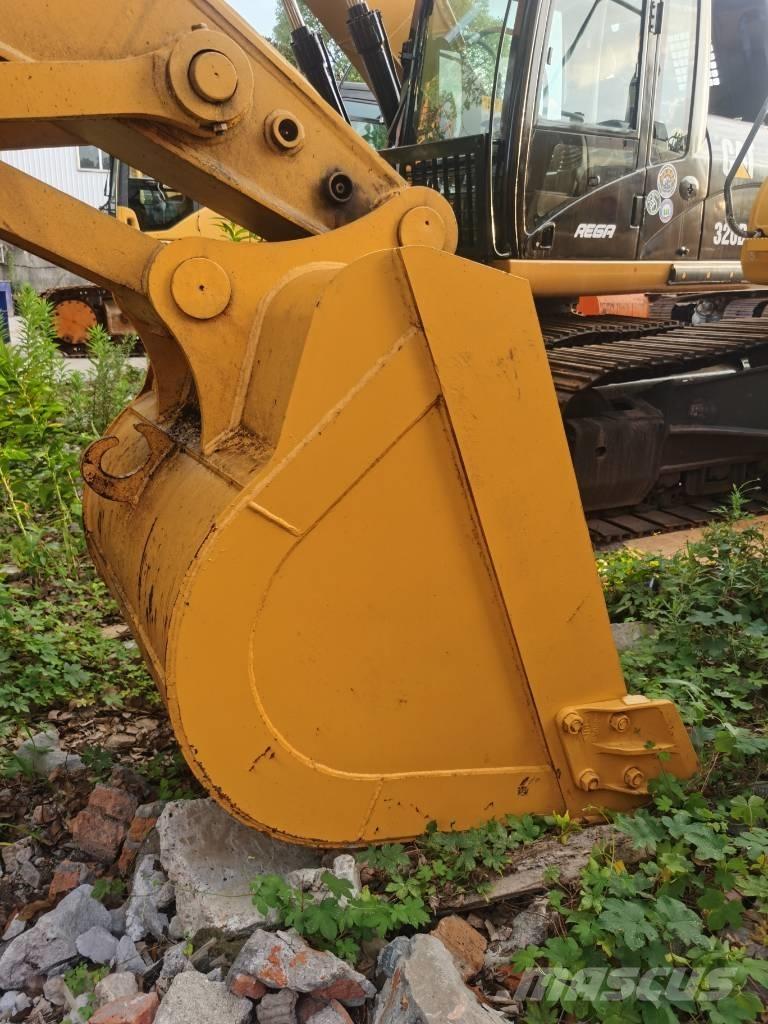 Komatsu PC 220-7 Escavadoras de rastos