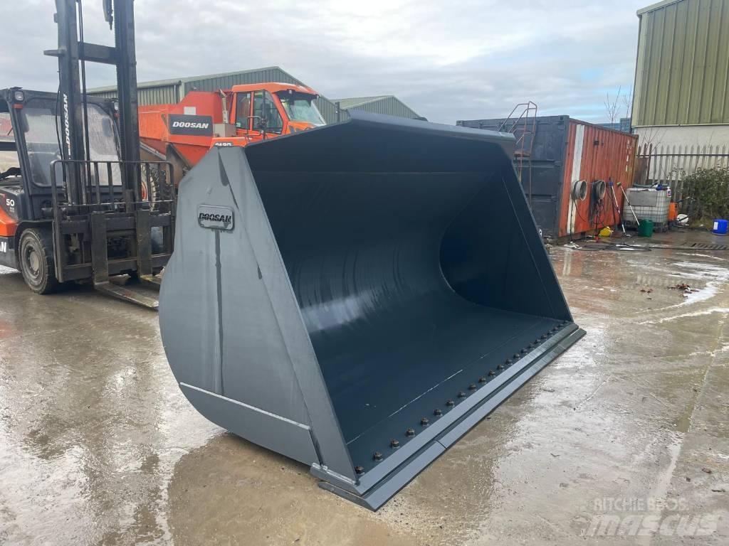Doosan DL550 Baldes