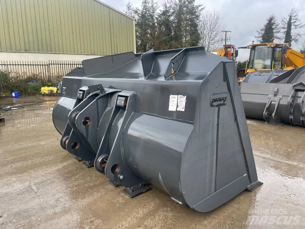 Doosan DL550 bucket Baldes