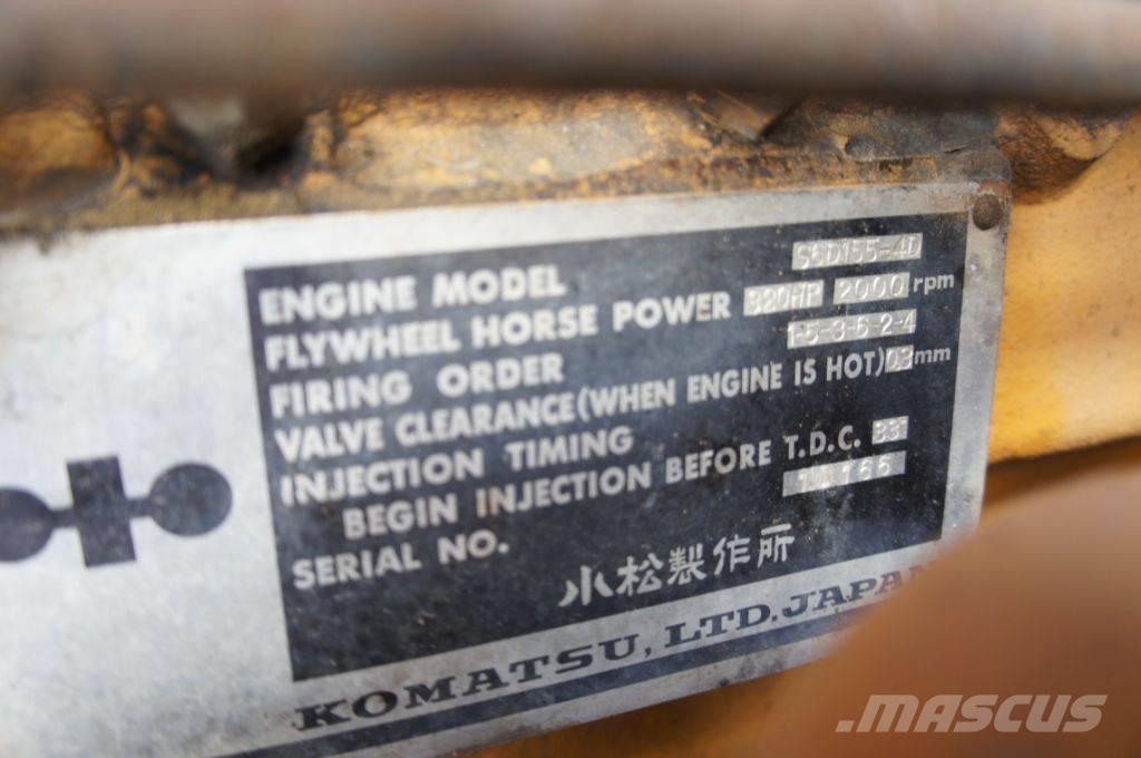 Komatsu D 155 A-1 Dozers - Tratores rastos