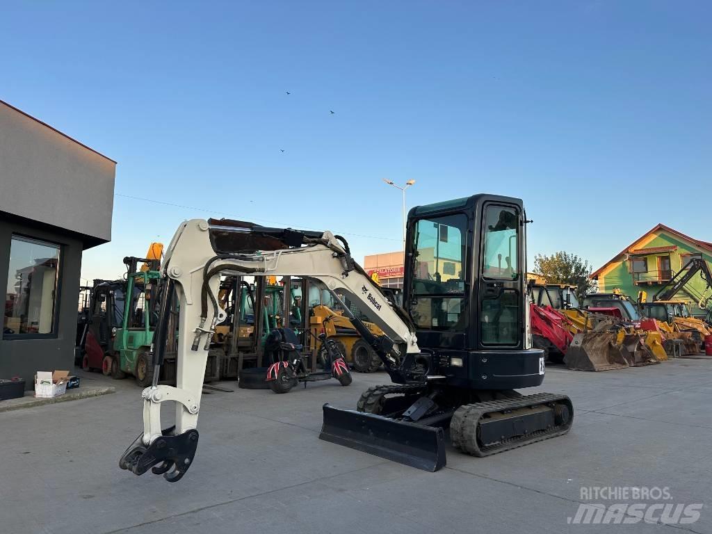 Bobcat E25EM Mini Escavadoras <7t