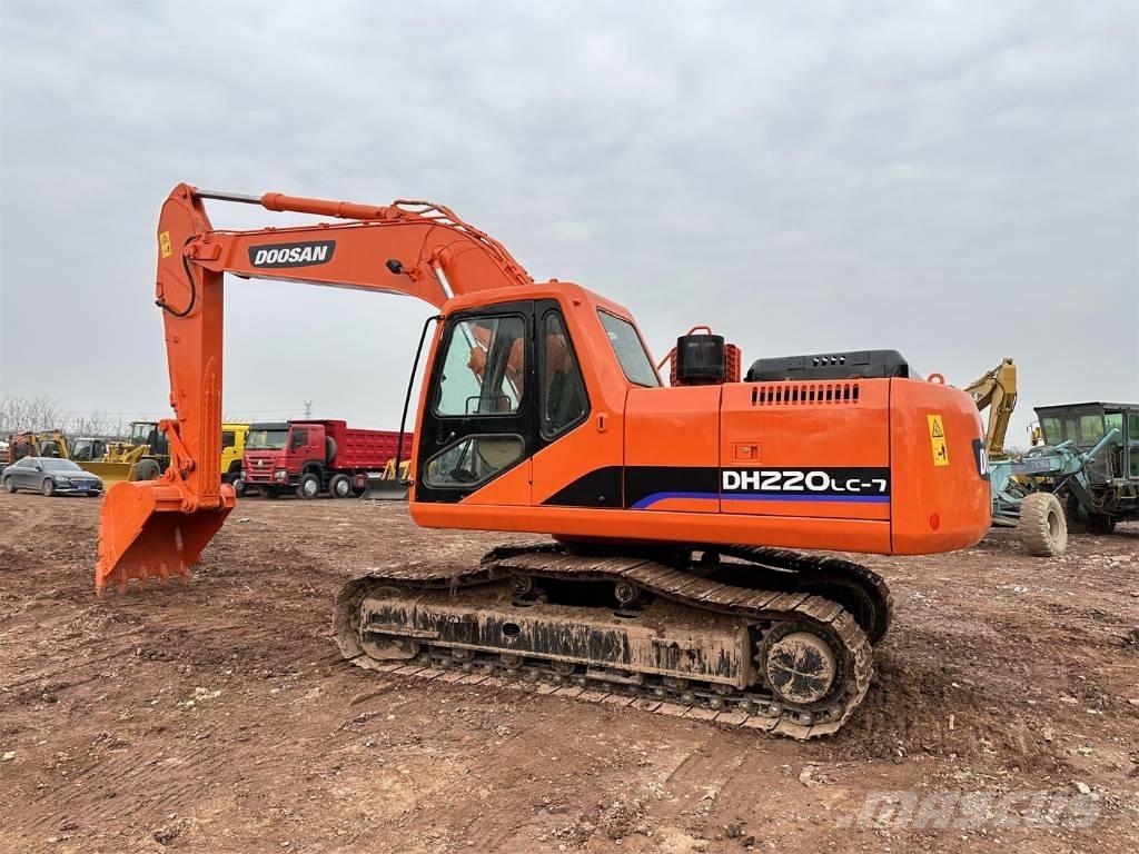 Doosan DH 220 Escavadoras de rastos