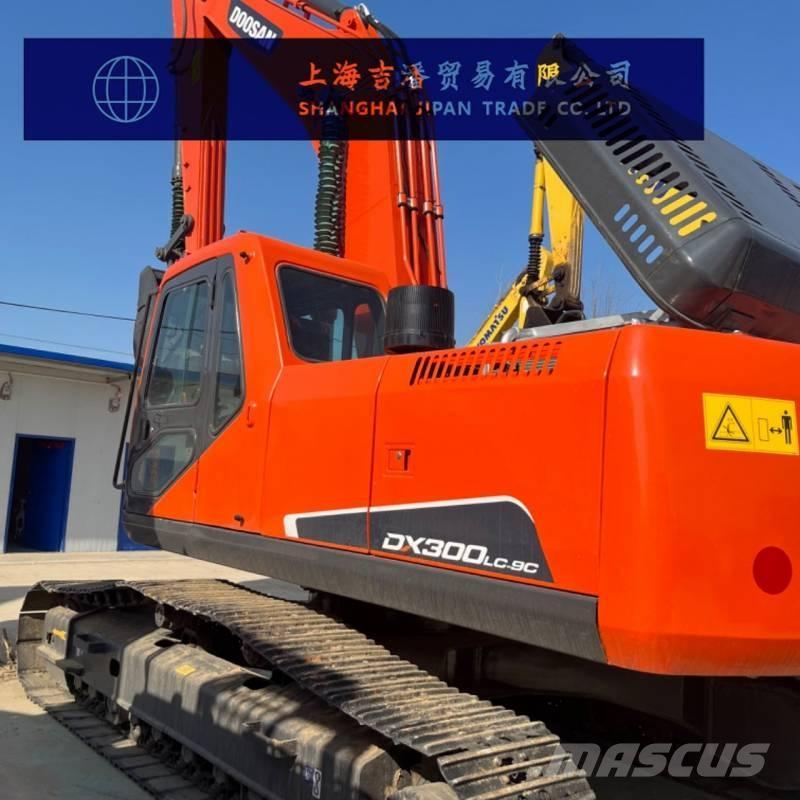 Doosan DX 300 Escavadoras de rastos