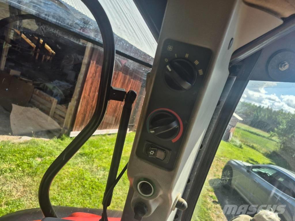 Case IH MXU 135 Tratores Agrícolas usados