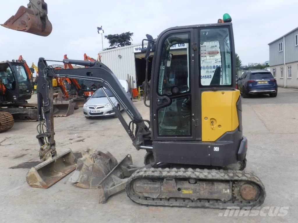 Volvo ECR 25 D Mini Escavadoras <7t
