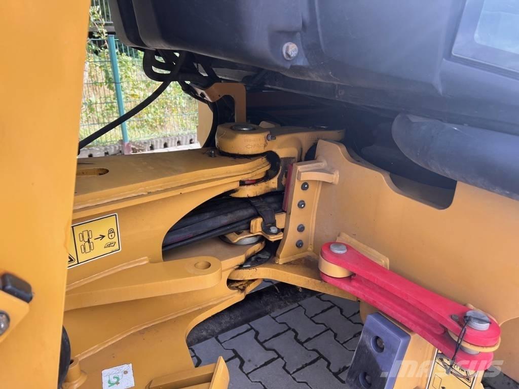 CAT 908M Radlader Pás carregadoras de rodas