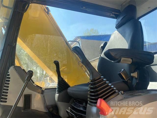 Komatsu PC160-7 Escavadoras de rastos