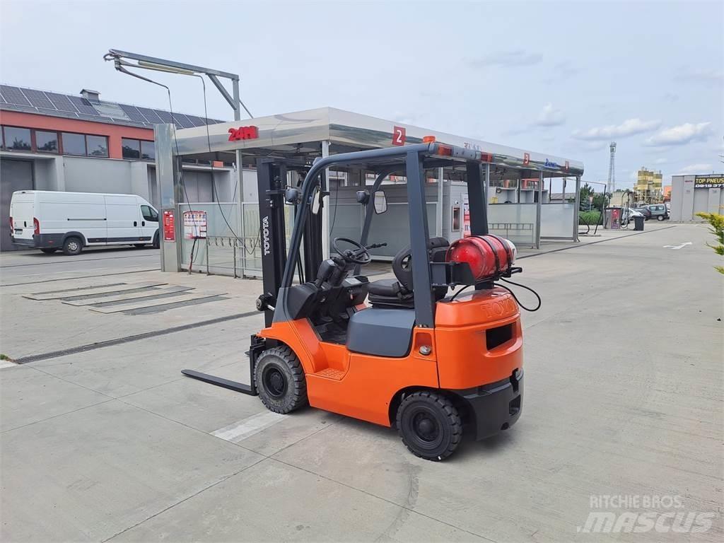 Toyota 7FGF15 Empilhadores a gás