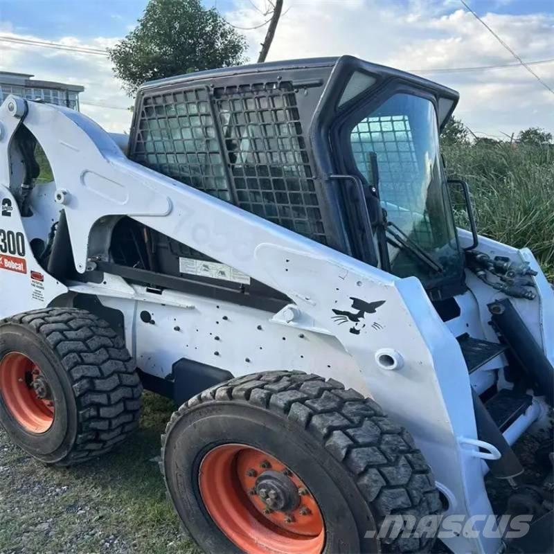 Bobcat S 300 Carregadoras de direcção deslizante