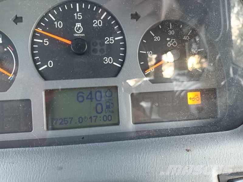 Valtra N 141 Tratores Agrícolas usados