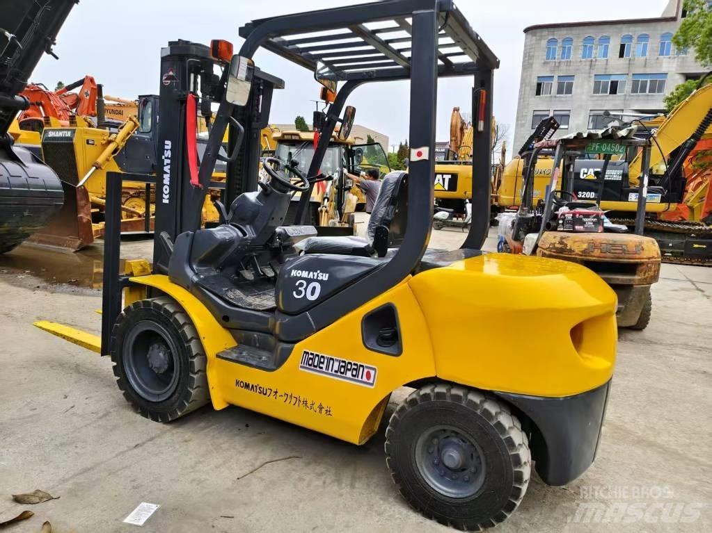 Komatsu FD 30 T-17 Empilhadores Diesel