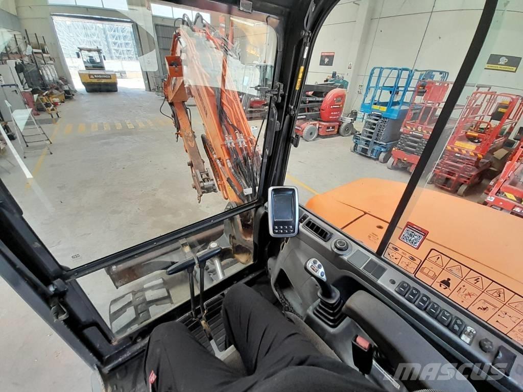 Develon DX 85 R-7 Escavadoras Midi 7t - 12t