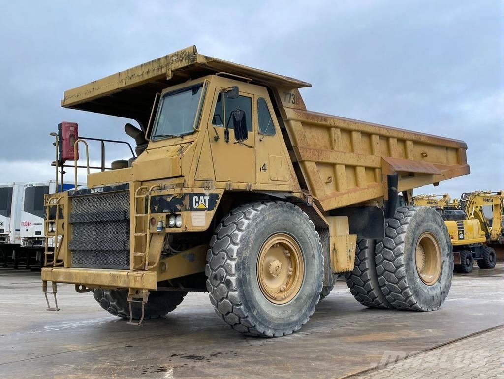 CAT 773B Camiőes dumper basculantes rígidos