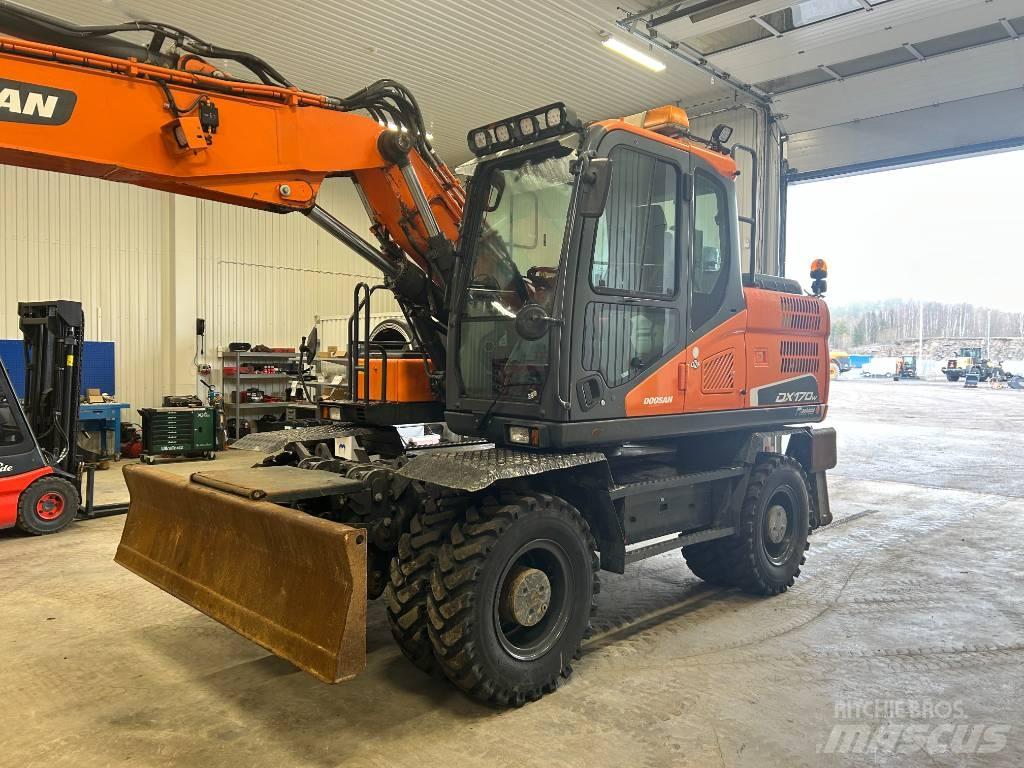 Doosan DX170W-5 Escavadoras de rodas