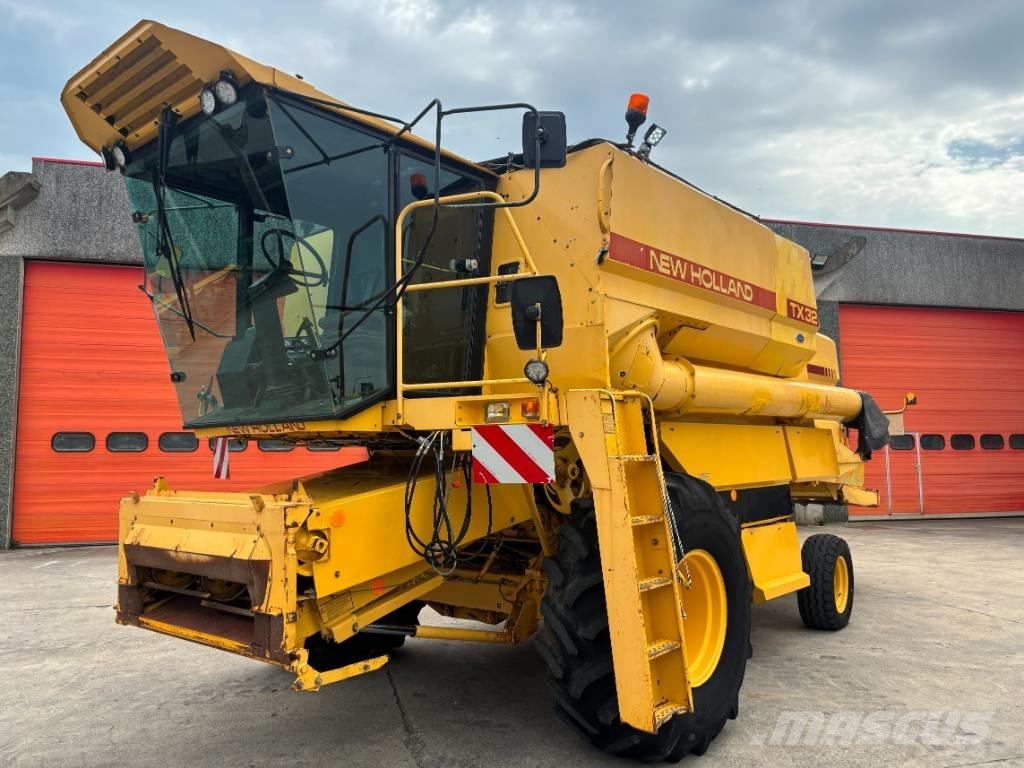 New Holland TX 32 Ceifeiras debulhadoras