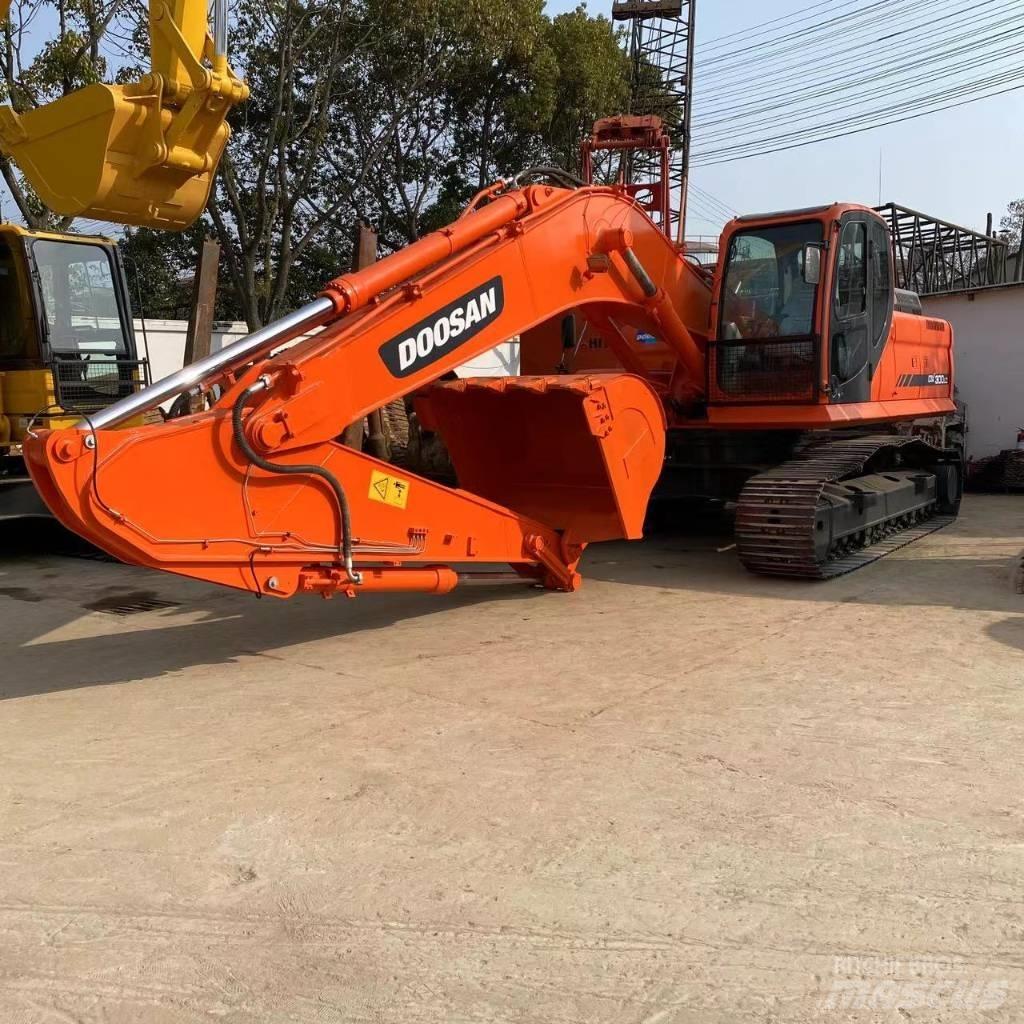 Doosan DX 300 Escavadoras de rastos