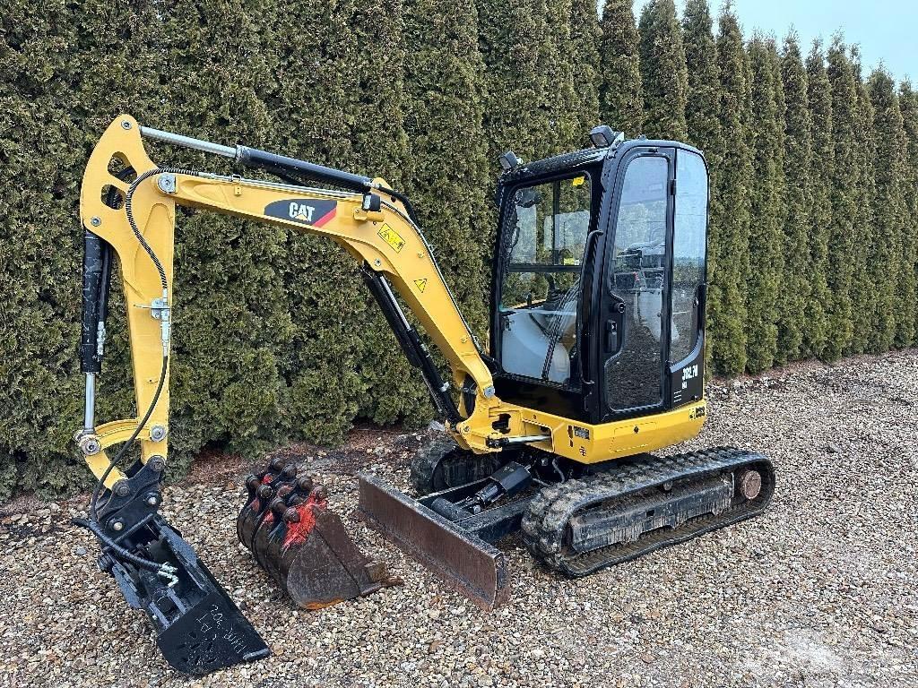 CAT 302.7 D CR Mini Escavadoras <7t