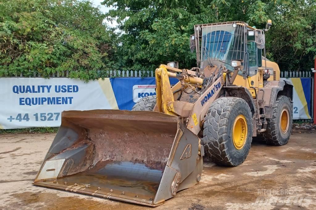 Komatsu WA 200-8 Pás carregadoras de rodas