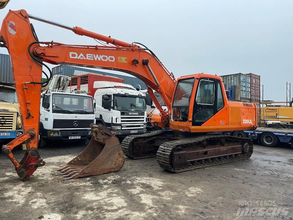 Daewoo Solar 220 LC Escavadoras de rastos