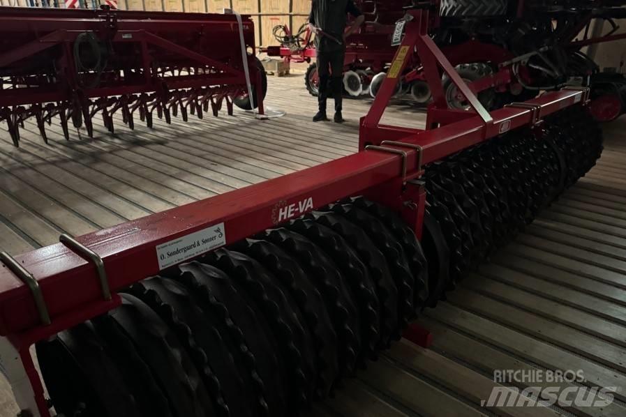 He-Va 400 Rolos agrícolas