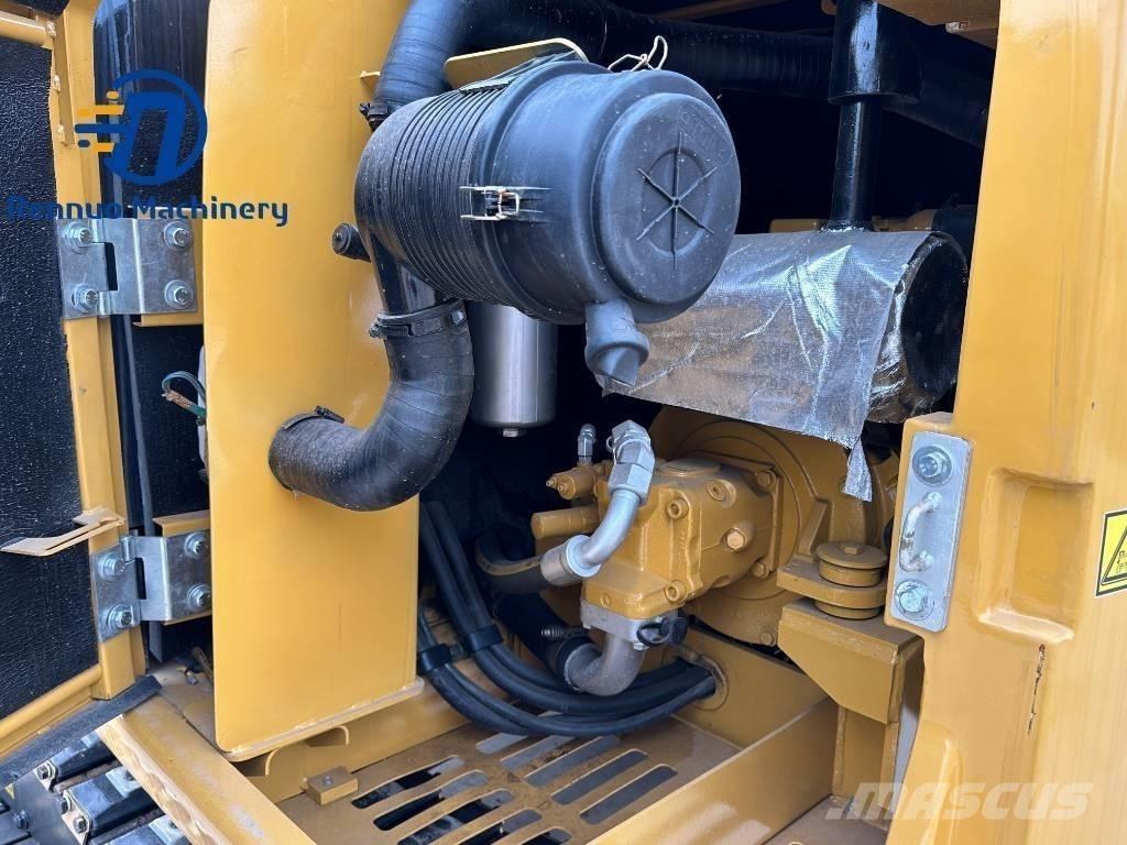 CAT 306E with rubber Mini Escavadoras <7t