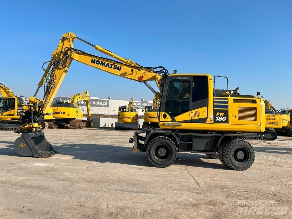 Komatsu PW 180-11 Escavadoras de rodas