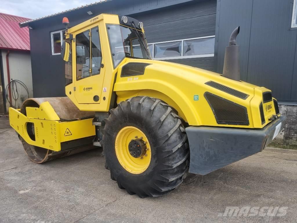 Bomag 213HD Cilindros Compactadores de pneus