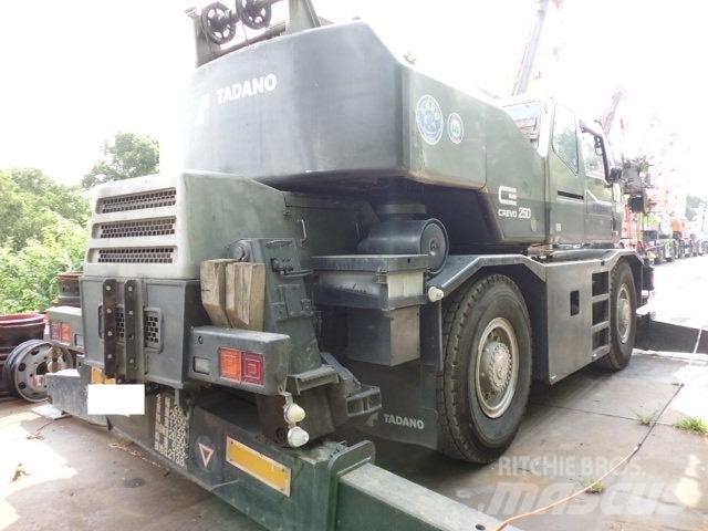 Tadano TR250M-6 Gruas Fora-de-estrada