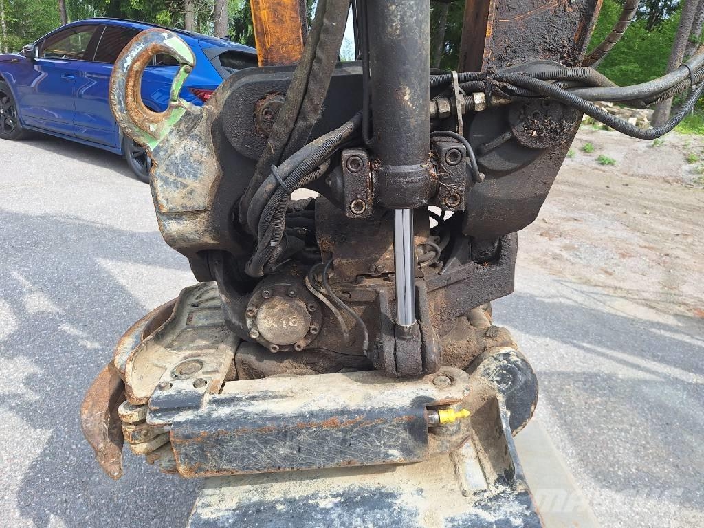 JCB JZ 140 LC Escavadoras de rastos