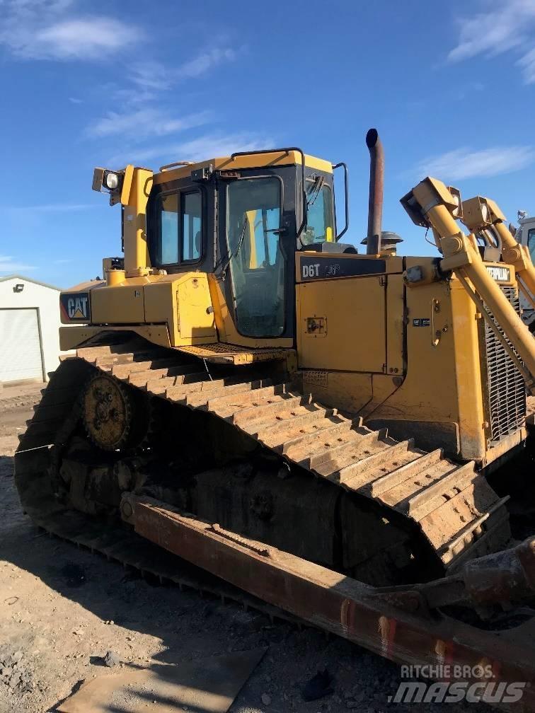 CAT D6T LGP Dozers - Tratores rastos