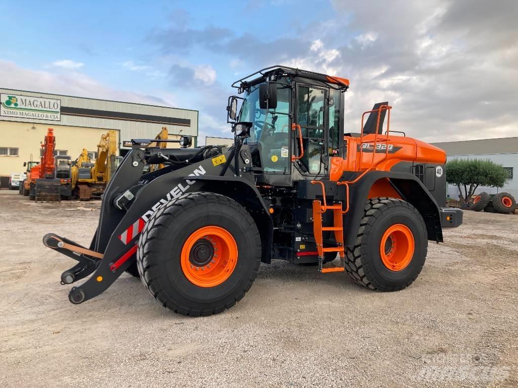 Develon DL 320-7 Pás carregadoras de rodas