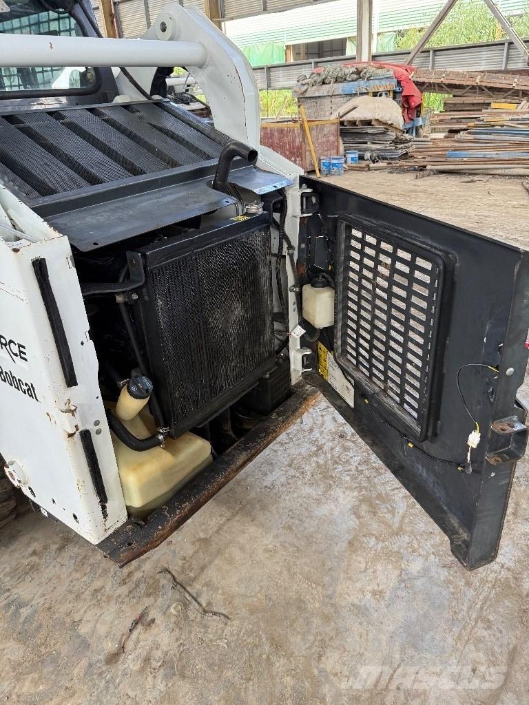 Bobcat S 18 Carregadoras de direcção deslizante