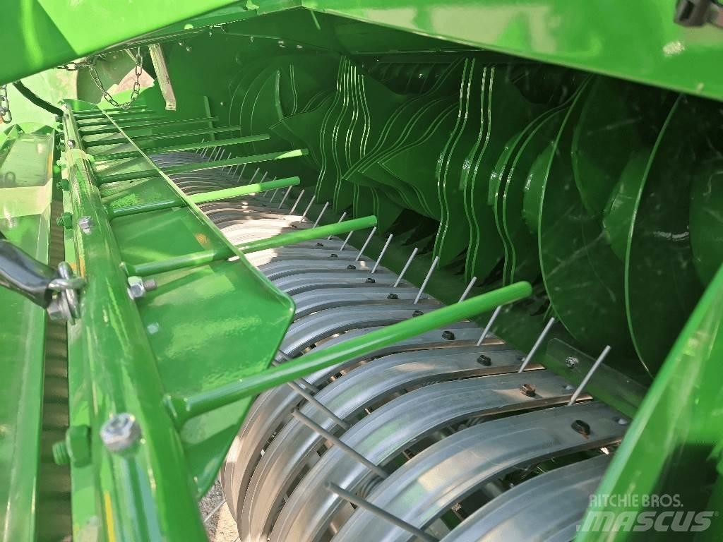 John Deere V461M Enfardadeira de rolos