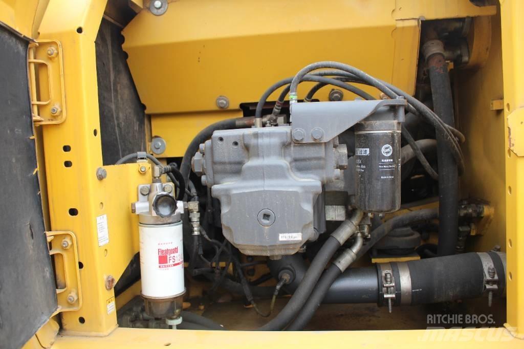 Komatsu PC 240 LC-8 Escavadoras de rastos