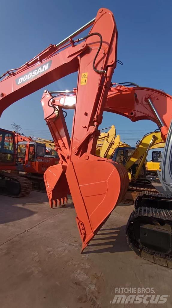 Doosan DX 300 LC Escavadoras de rastos