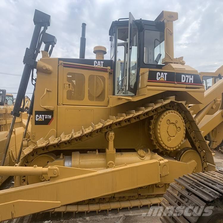 CAT D7H Dozers - Tratores rastos