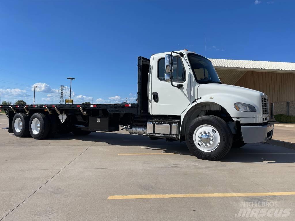 Freightliner M 106 Camiões estrado/caixa aberta