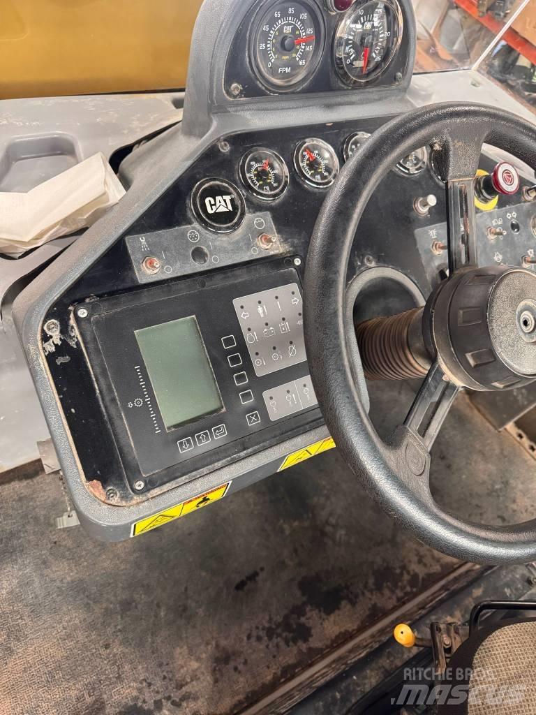 CAT RM 300 Recicladores de asfalto