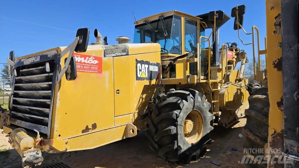 CAT RM 300 Recicladores de asfalto
