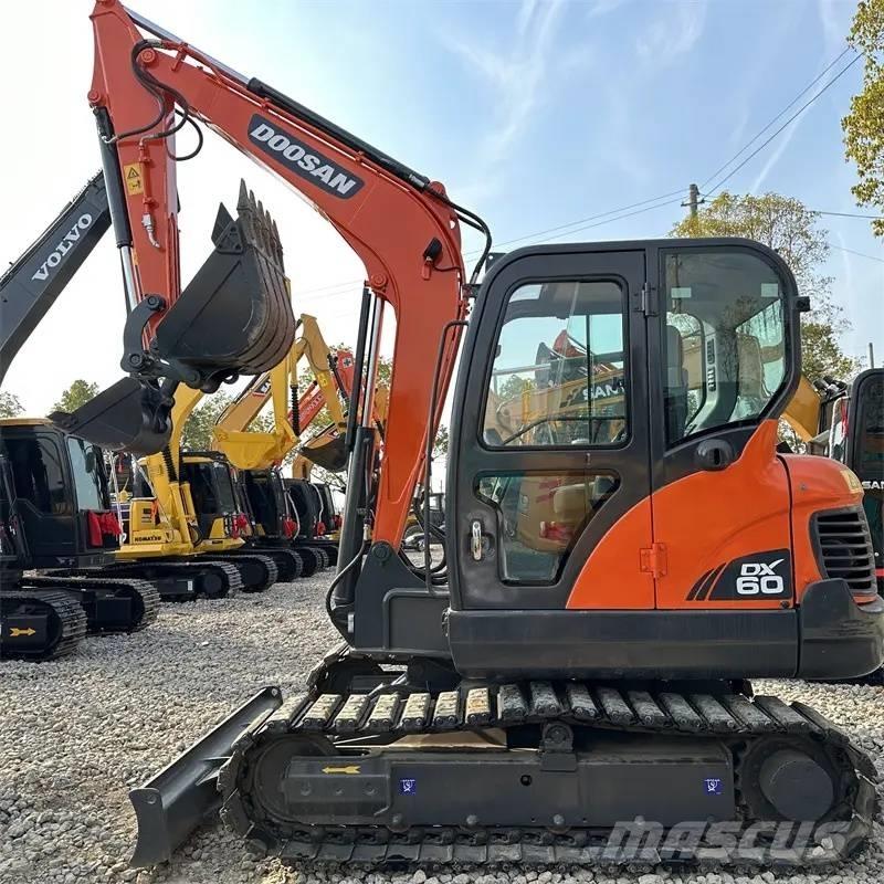 Doosan DX 60 Escavadoras de rastos