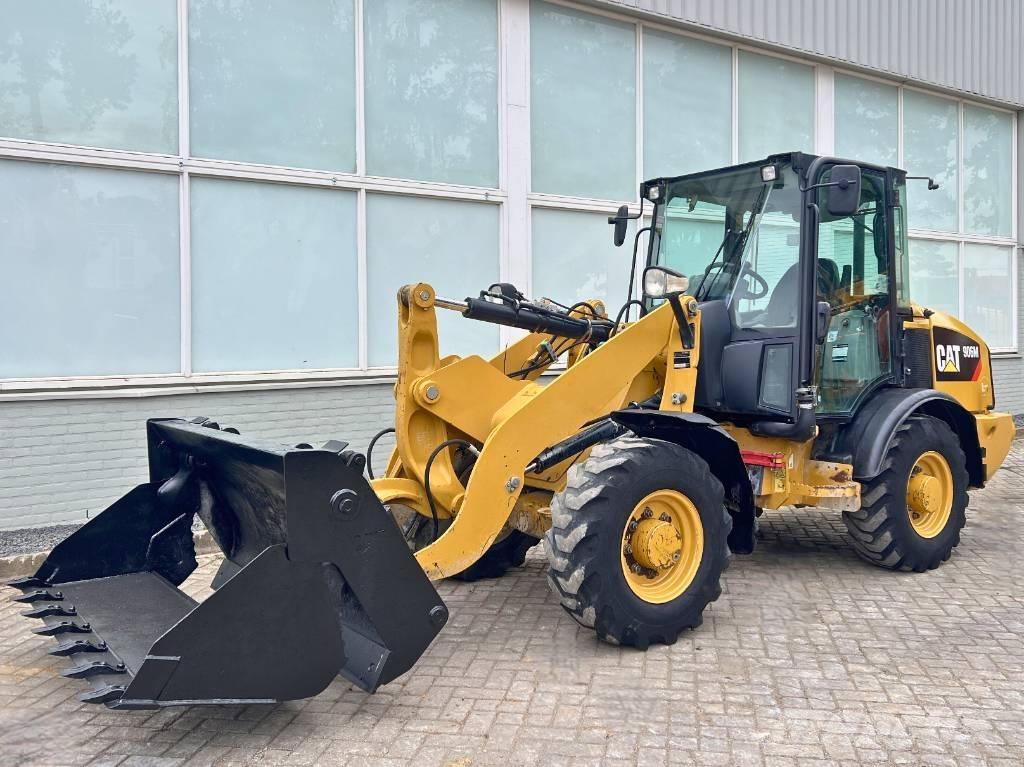 CAT 906 M    2016 Pás carregadoras de rodas