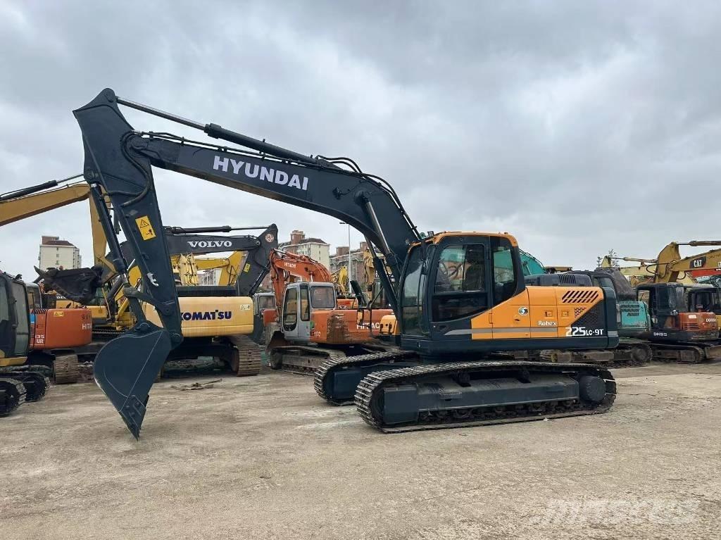 Hyundai 225 LC-9T Escavadoras de rastos