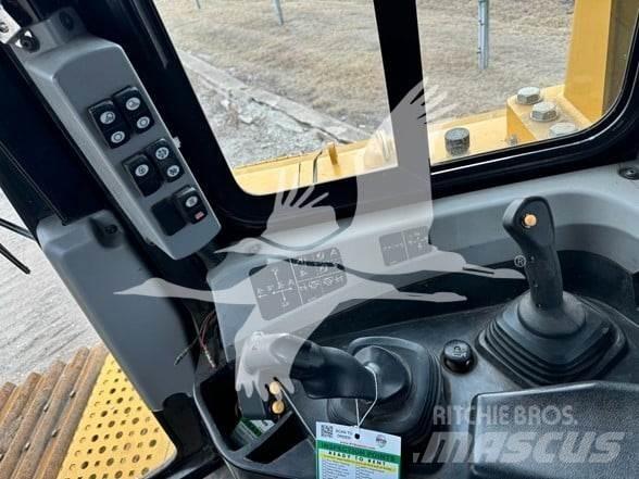 CAT D6T LGP Dozers - Tratores rastos