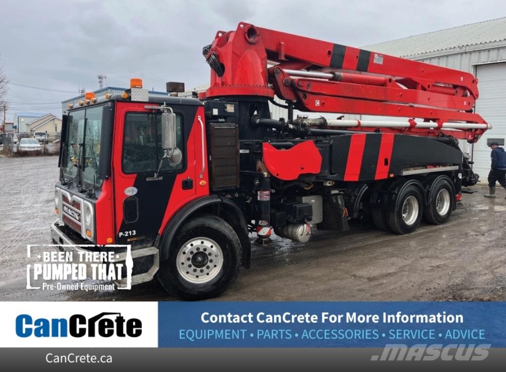 Liebherr 37XXT-Z4 Camiões bomba Betão