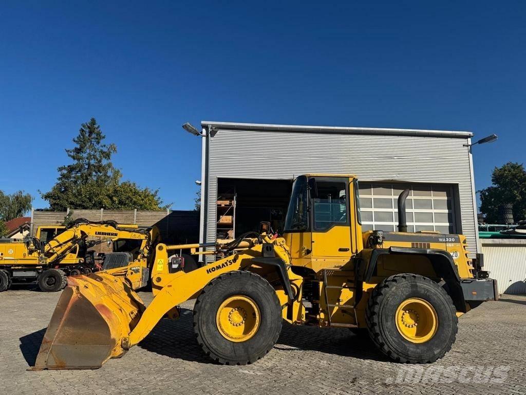 Komatsu WA 320-3H Pás carregadoras de rodas
