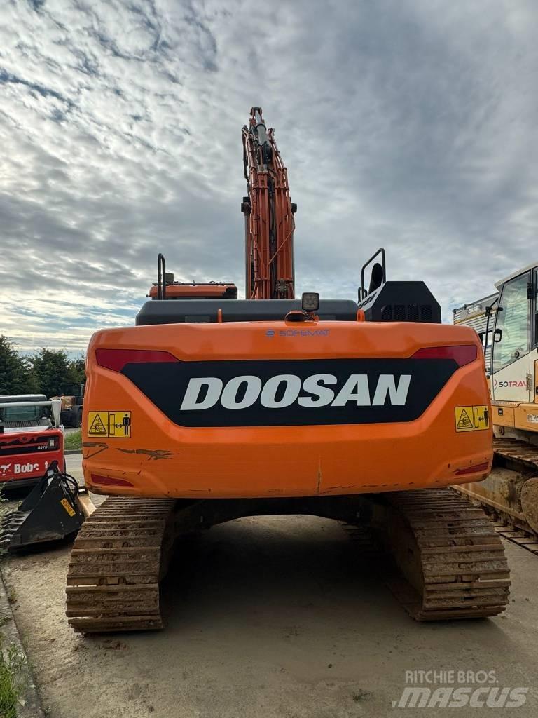 Doosan DX 225 LC-5 Escavadoras de rastos