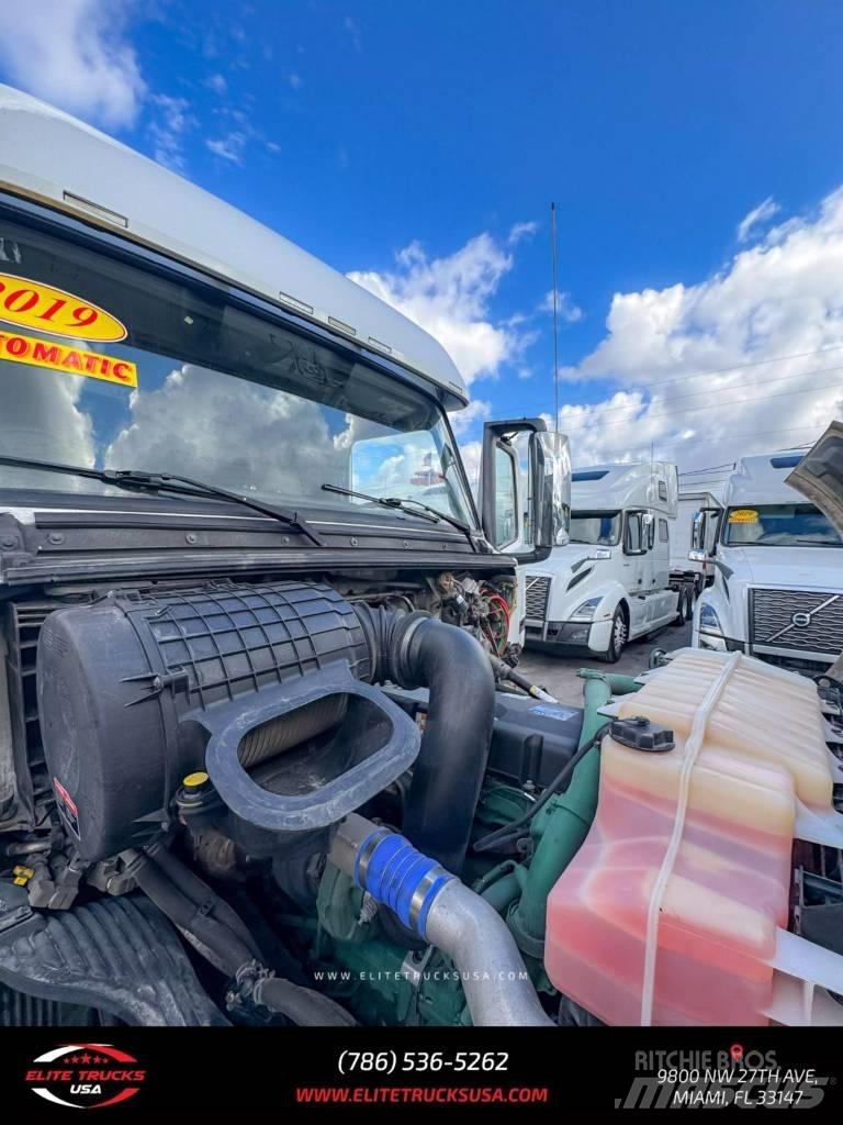 Volvo Commercial VNL Tractores (camiões)