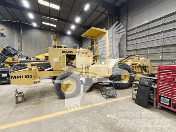 CAT D5K2 LGP Dozers - Tratores rastos