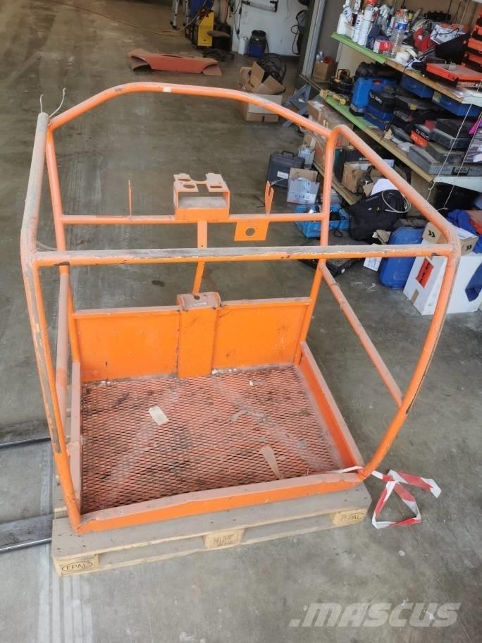 JLG Toucan 10 E Lanças e braços dippers